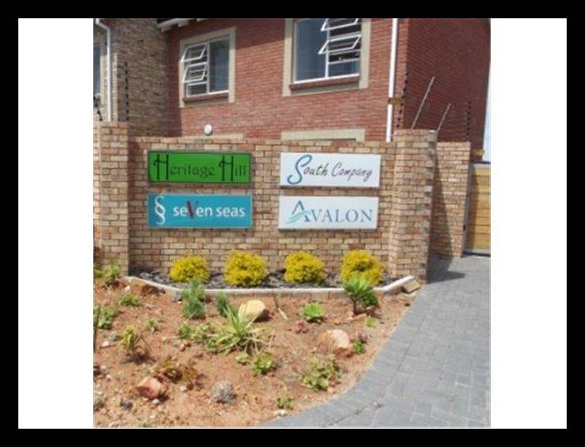 2 BEDROOM TOWNHOUSE RENTED IN SOUTH END